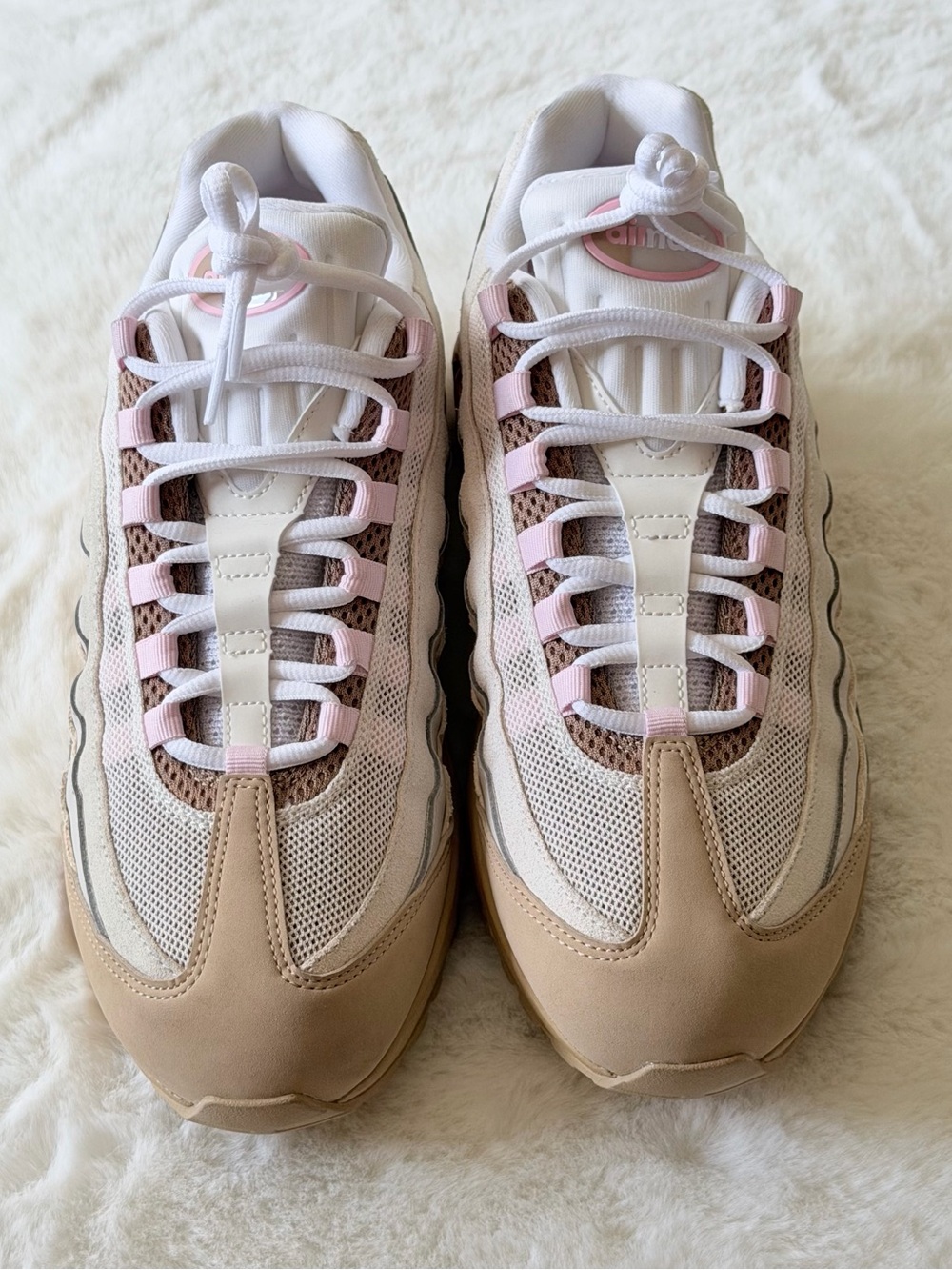 Nike Air Max 95 Big Bubble Sneakers in beige and pink-neutral - Picture 6 of 7